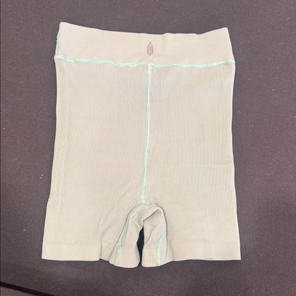 Free people Movement free Throw short in mint turquoise - Picture 4 of 4
